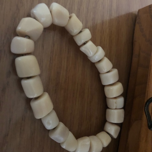 FINAL PRICE! Set of 2 Silpada beige bracelets. - Picture 2 of 3